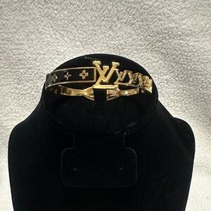 Fashion Inspired Jewelry (BANGLE) 
#45